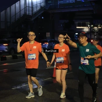 Runner Photo 7895566