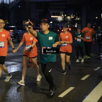 Runner Photo 7895572