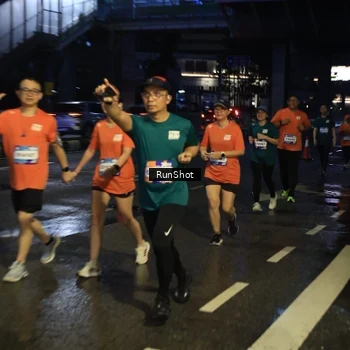 Runner Photo 7895573