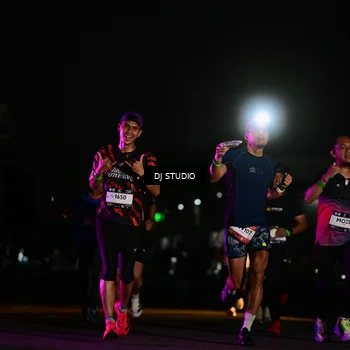 Runner Photo 7895576