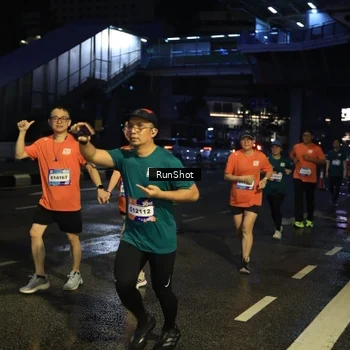 Runner Photo 7895583