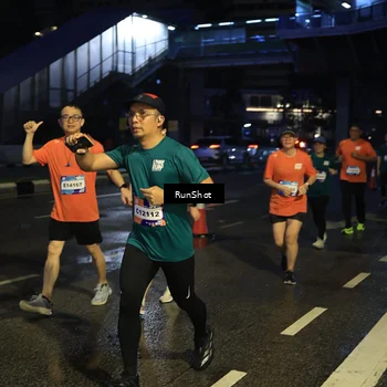 Runner Photo 7895587