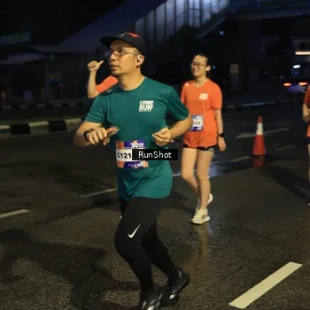 Runner Photo 7895599