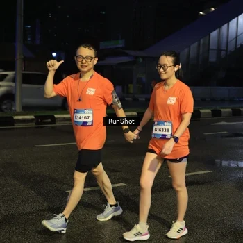 Runner Photo 7895633