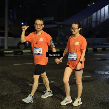 Runner Photo 7895636