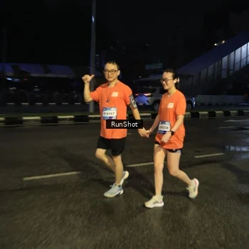 Runner Photo 7895641