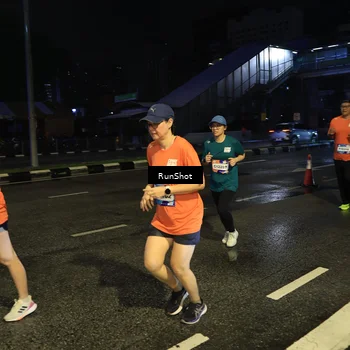 Runner Photo 7895653