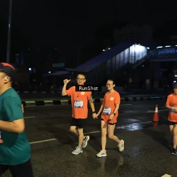 Runner Photo 7895657