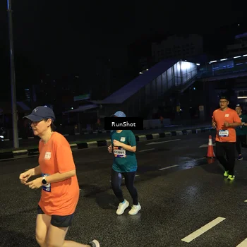 Runner Photo 7895663