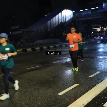 Runner Photo 7895673