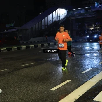 Runner Photo 7895677