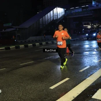 Runner Photo 7895678