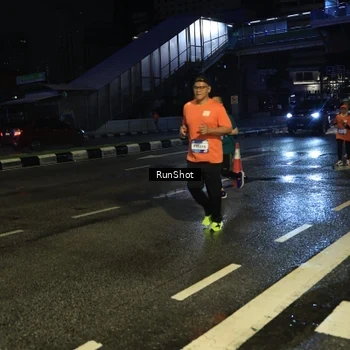 Runner Photo 7895679