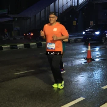 Runner Photo 7895684