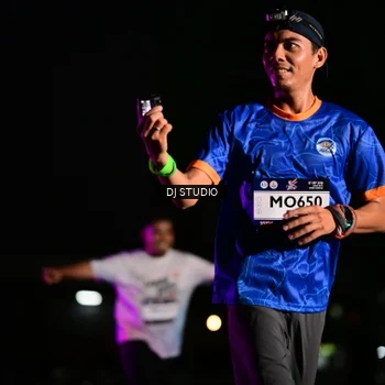 Runner Photo 7895685