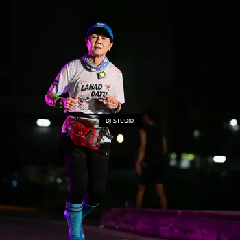 Runner Photo 7895689