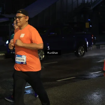 Runner Photo 7895692