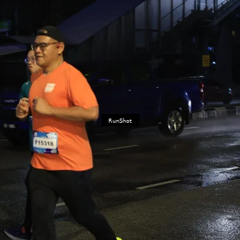 Runner Photo 7895693