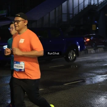 Runner Photo 7895696