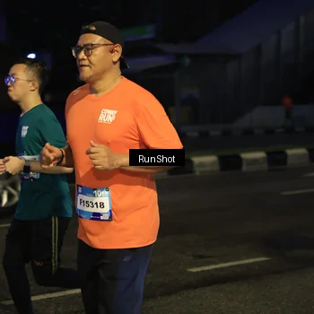 Runner Photo 7895706