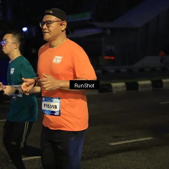 Runner Photo 7895710