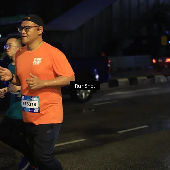 Runner Photo 7895714