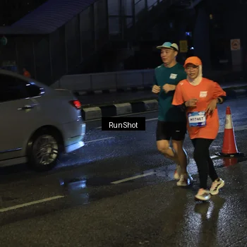 Runner Photo 7895747