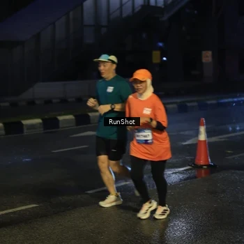 Runner Photo 7895752