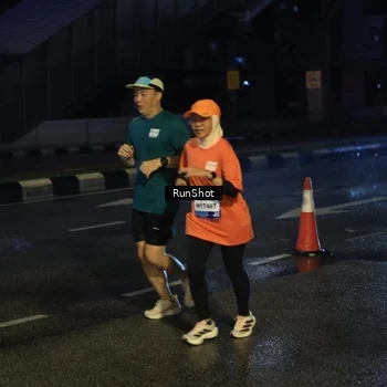Runner Photo 7895755