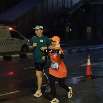 Runner Photo 7895757