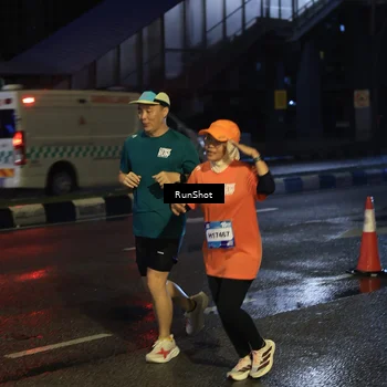 Runner Photo 7895761