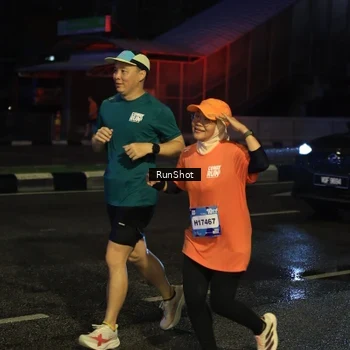 Runner Photo 7895769