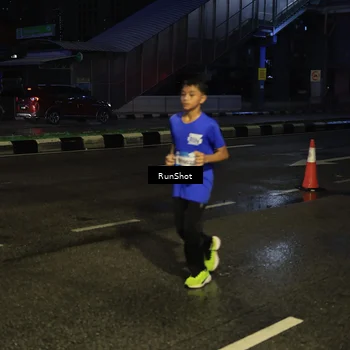 Runner Photo 7895793