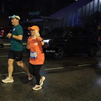 Runner Photo 7895819