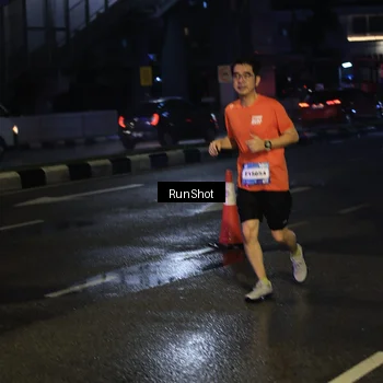 Runner Photo 7895834