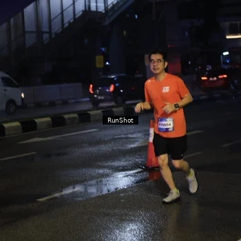 Runner Photo 7895837