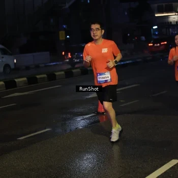 Runner Photo 7895842