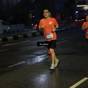Runner Photo 7895847