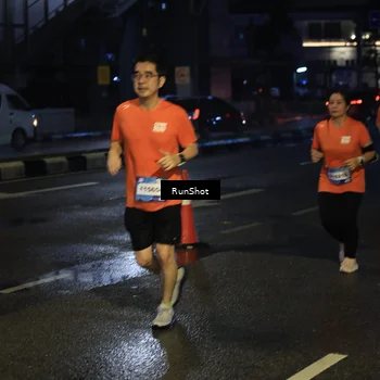 Runner Photo 7895848