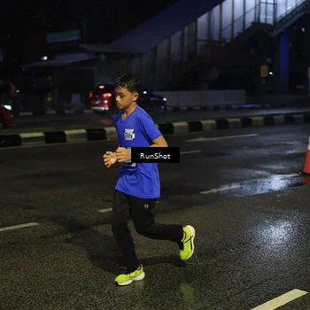 Runner Photo 7895849