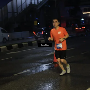 Runner Photo 7895850