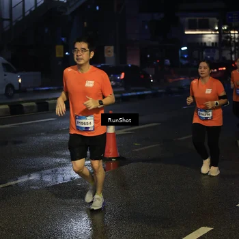 Runner Photo 7895854