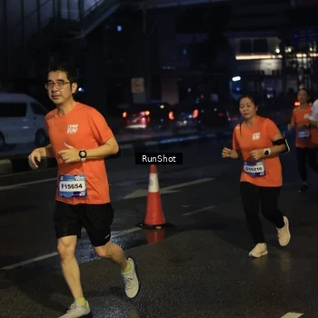 Runner Photo 7895855
