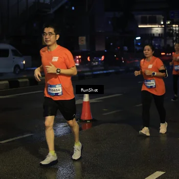 Runner Photo 7895860