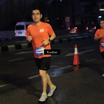 Runner Photo 7895868
