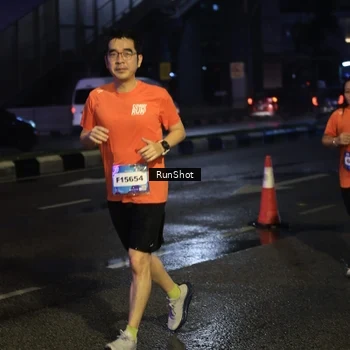 Runner Photo 7895869