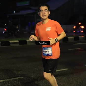 Runner Photo 7895880