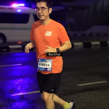 Runner Photo 7895888