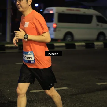 Runner Photo 7895900