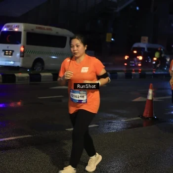 Runner Photo 7895903